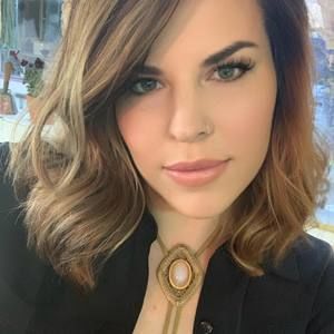 Meet your Posher, Jillian